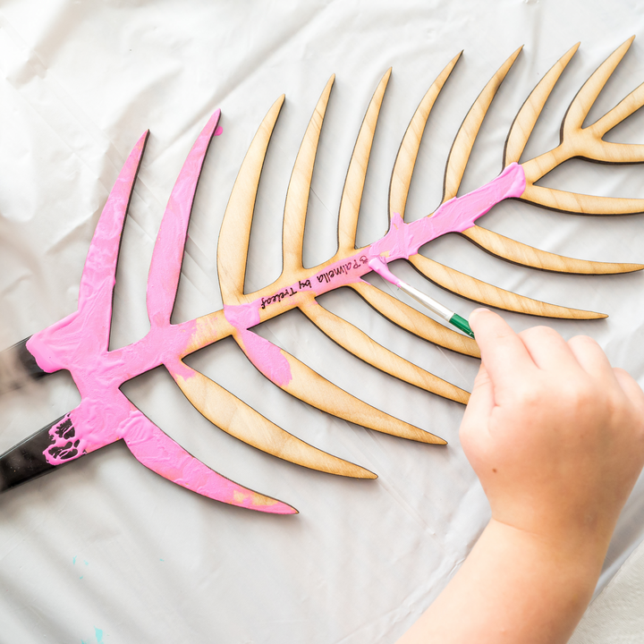 BARE™ Palmella™ - Customizable wooden plant support - Inspired by the Palm leaf
